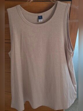 Old Navy NWOT Luxe Crewneck Tee in Champagne Blush